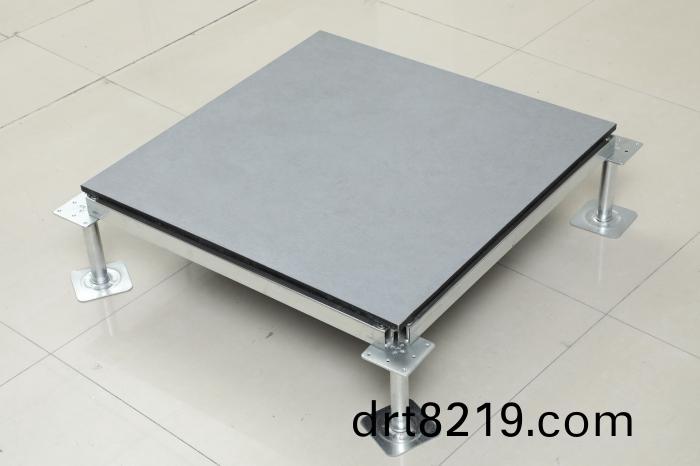 1-1Z9101F546-50.jpg